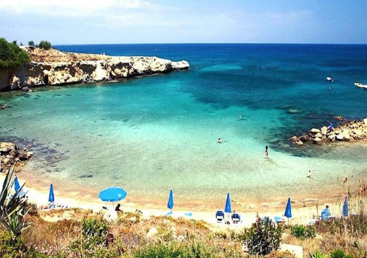 Phaedrus Living: Seaside Luxury Villa Anafi Paralímni Extérieur photo