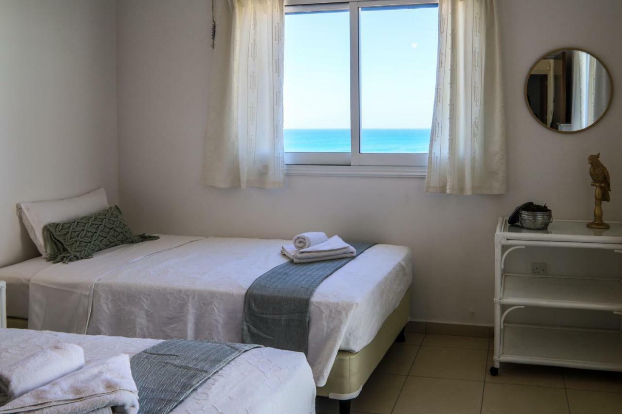Phaedrus Living: Seaside Luxury Villa Anafi Paralímni Extérieur photo