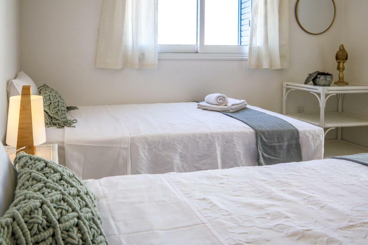 Phaedrus Living: Seaside Luxury Villa Anafi Paralímni Extérieur photo