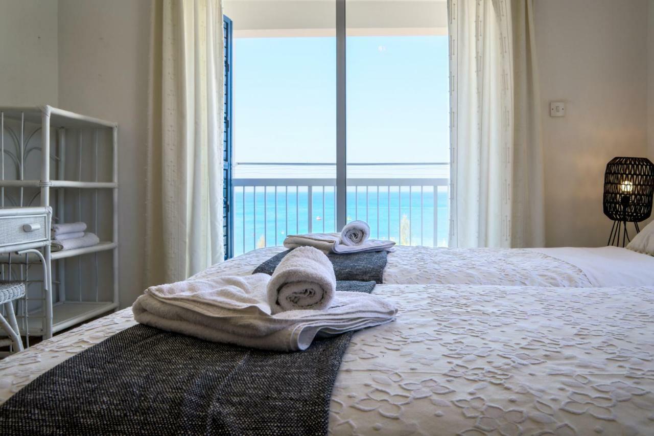 Phaedrus Living: Seaside Luxury Villa Anafi Paralímni Extérieur photo