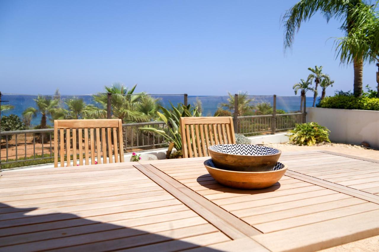 Phaedrus Living: Seaside Luxury Villa Anafi Paralímni Extérieur photo